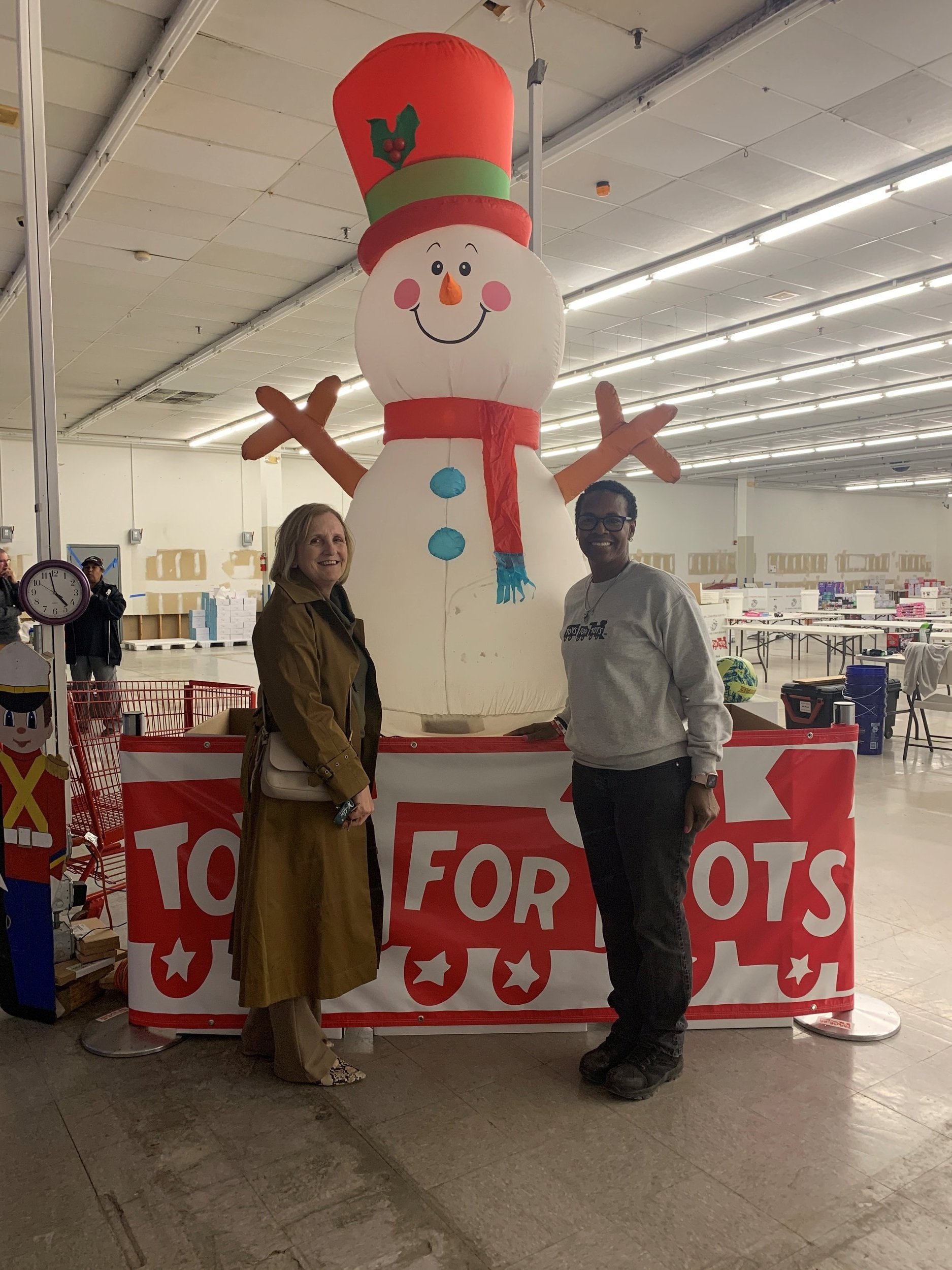 Marion+at+MidSouth+Toys+for+Tots+Dec+2023.jpg