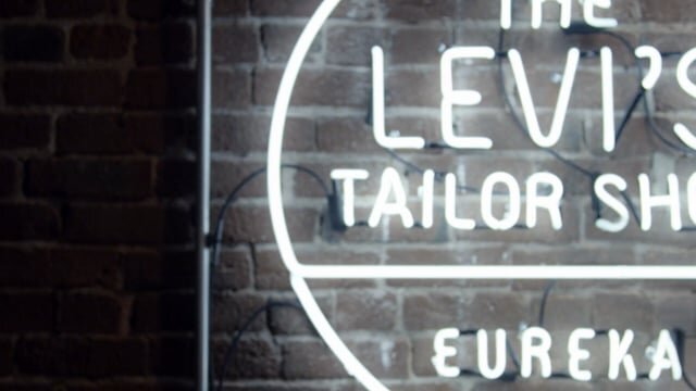 Levi's :: Vernon Davis :: #LiveInLevis