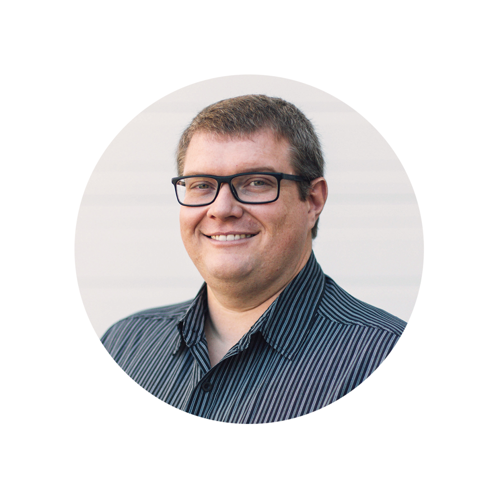 Micahel-bio-web_circle.png