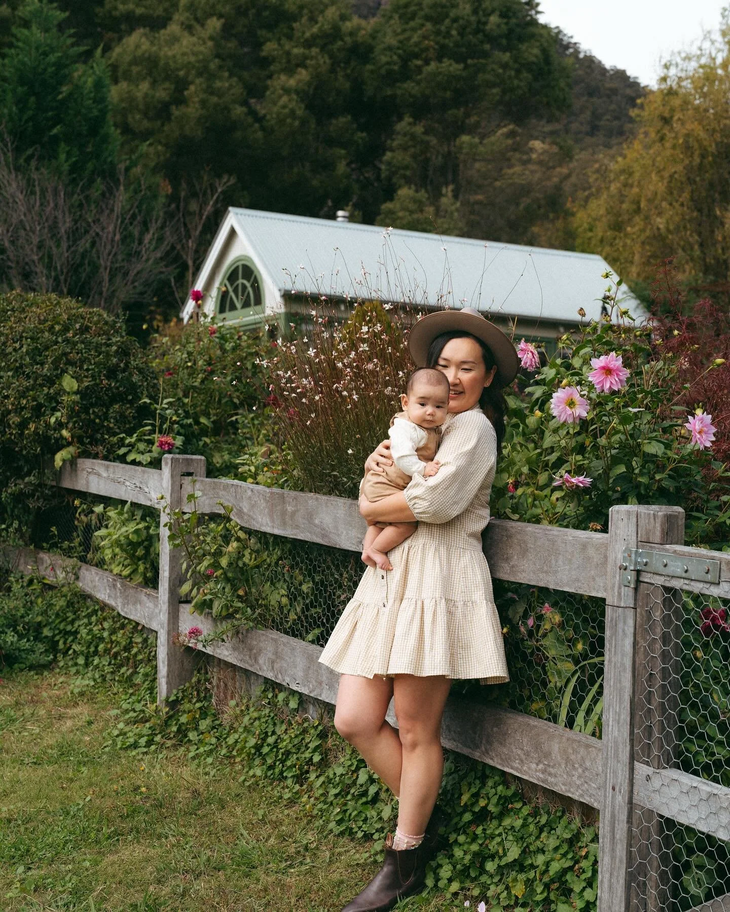 In my mum era ✨

A little obsessed with these photos @thesegoldenyears captured of my little family at @hart_vale_gardens ❤️

&hellip;It&rsquo;s been five months since our beautiful Ayla came into our lives. It&rsquo;s been a wild ride - sleep depriv