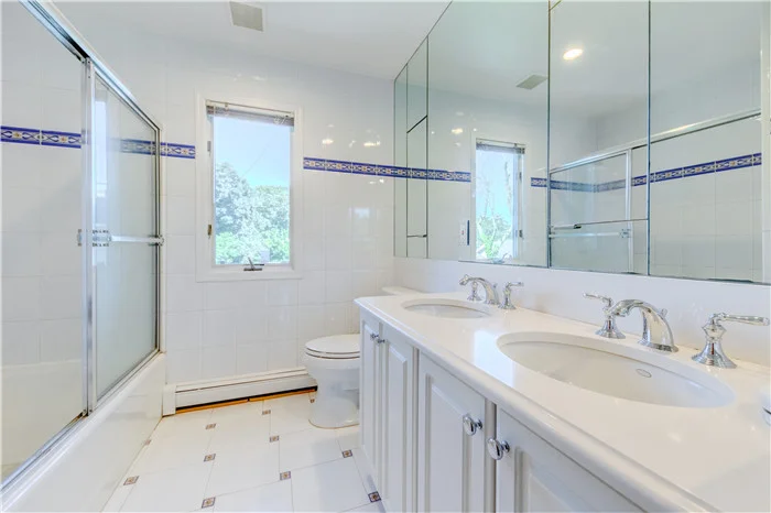 15.Bath2.jpg