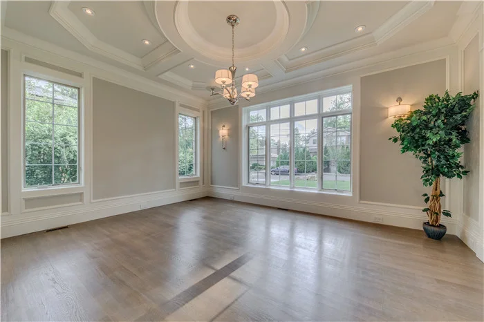 9.family room.jpg