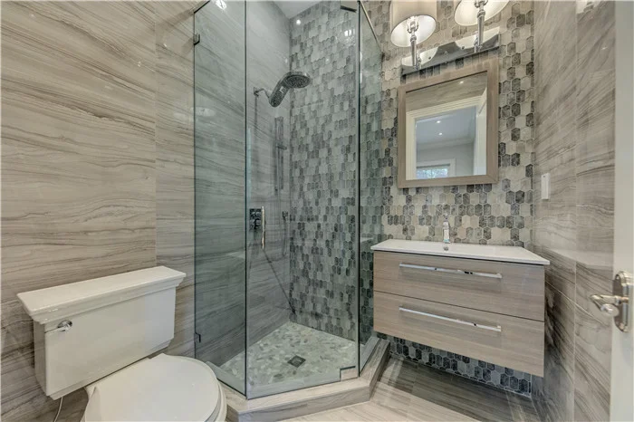 14-bathroom.jpg