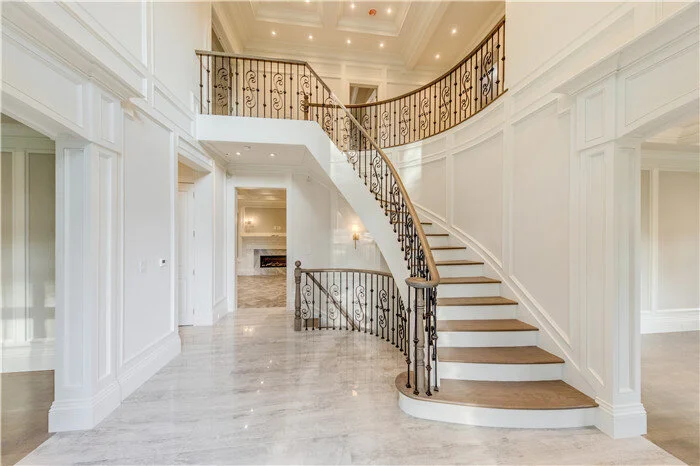 5- front door.jpg