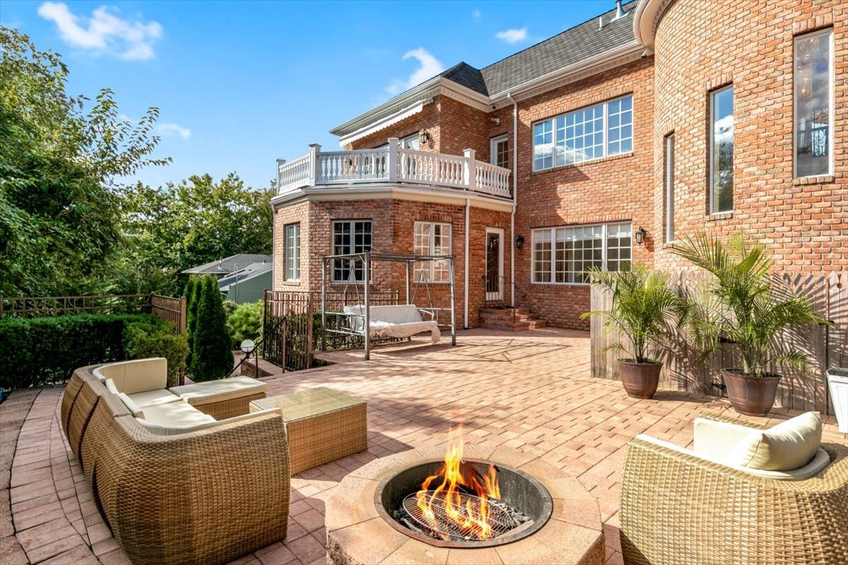 30.backyard.jpg