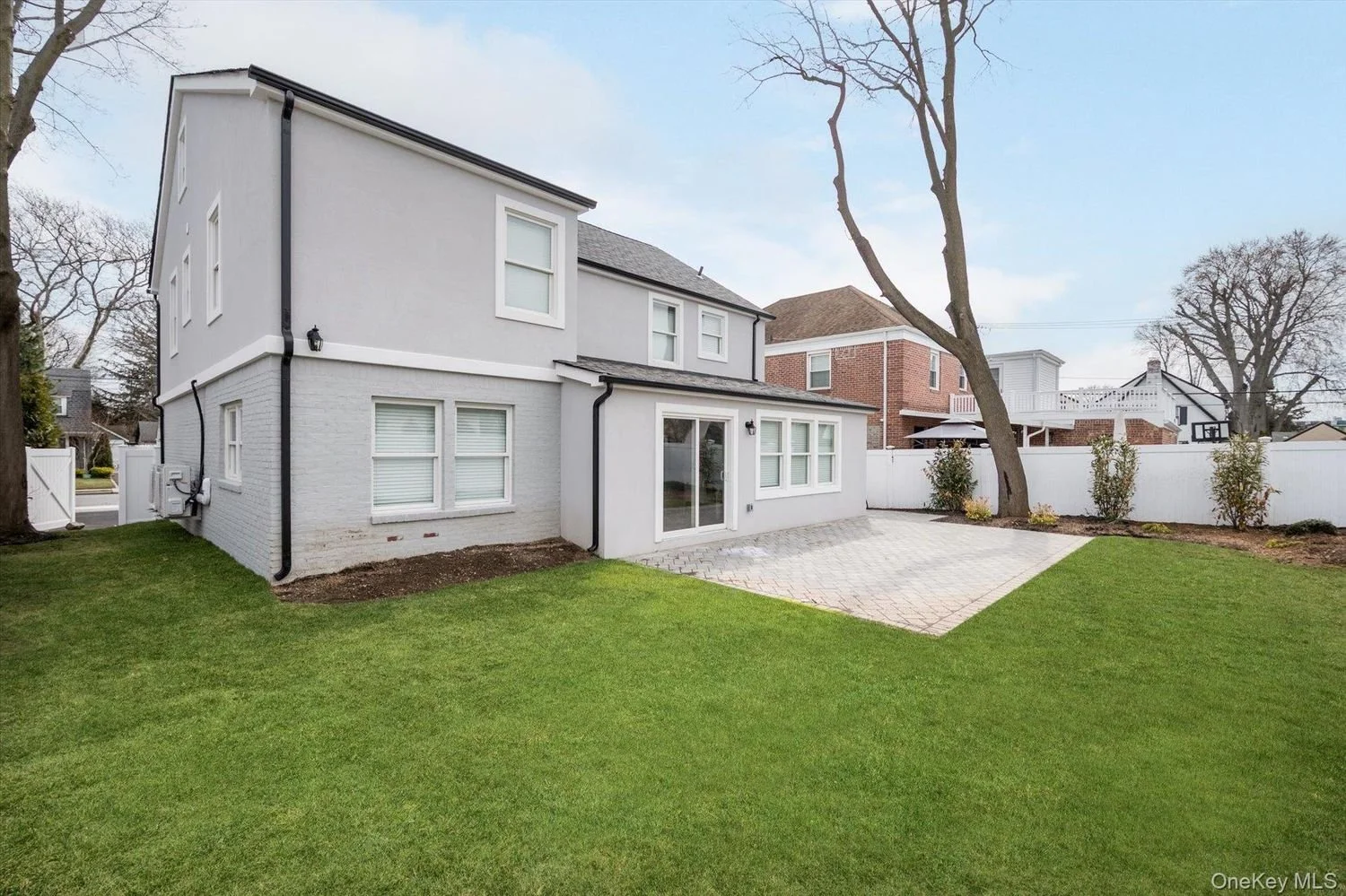 73 Stratford Rd_2.jpg