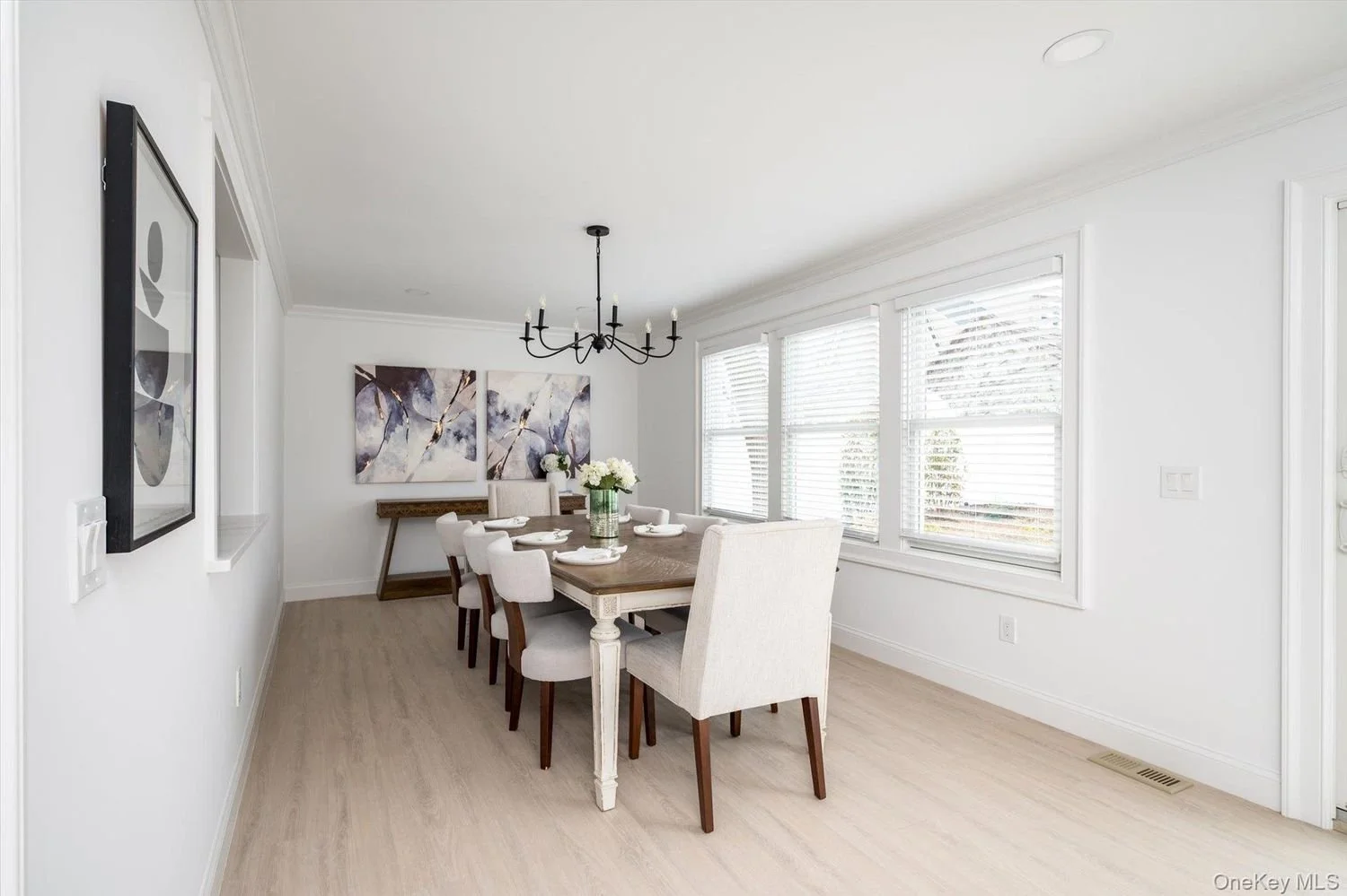 73 Stratford Rd_9.jpg