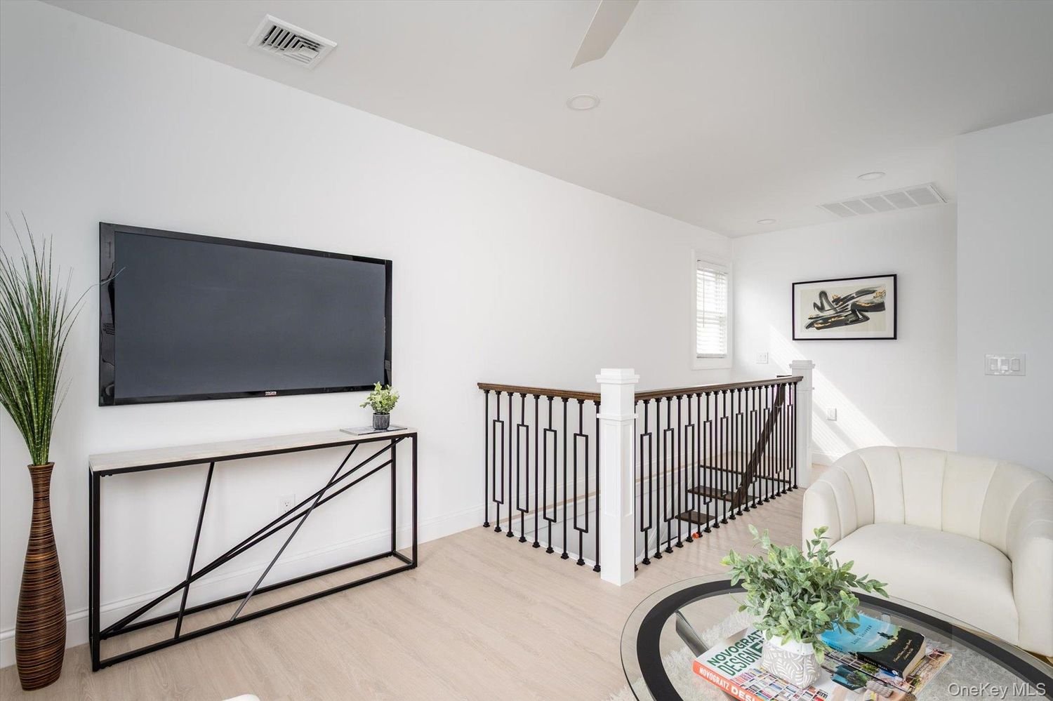 73 Stratford Rd_14.jpg