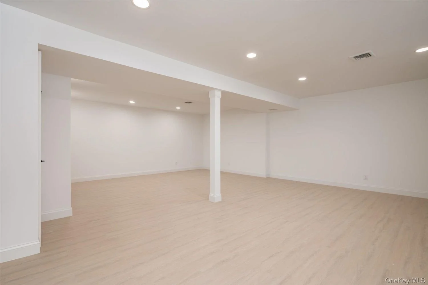73 Stratford Rd_25.jpg