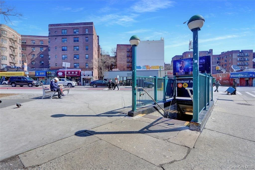 45-11 82nd St_13.jpeg