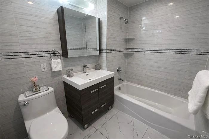 45-15 82nd St_9.jpeg