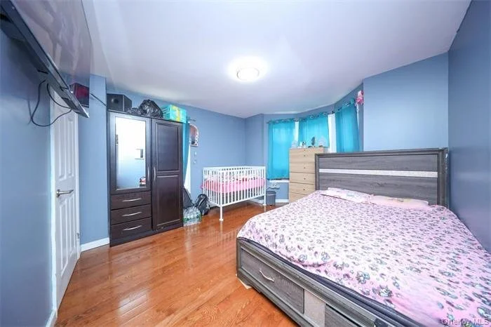 243 Wyona Street_8.jpeg