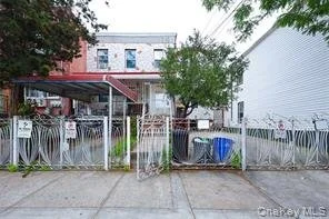 243 Wyona Street