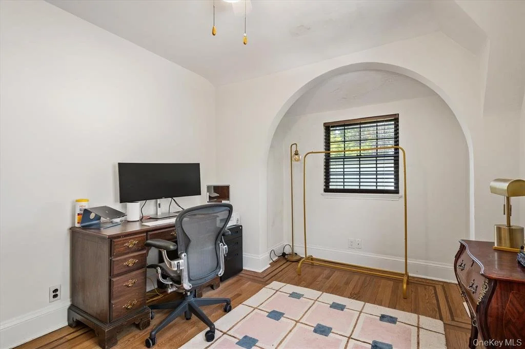 84 Allenwood Rd_18.jpeg