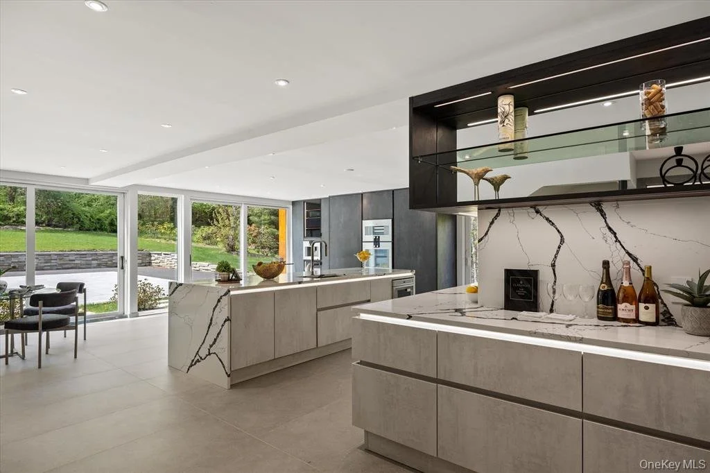 369 E Shore Rd_11.jpeg