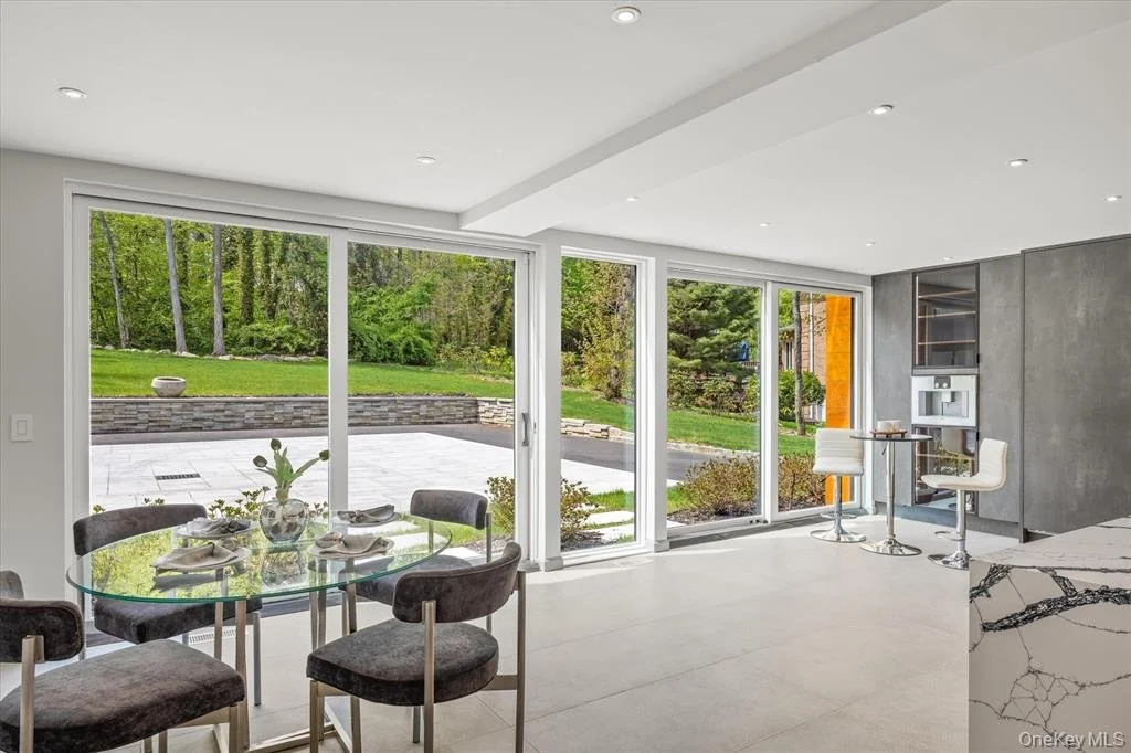 369 E Shore Rd_13.jpeg