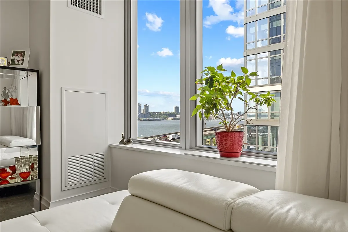 Condo_27.webp