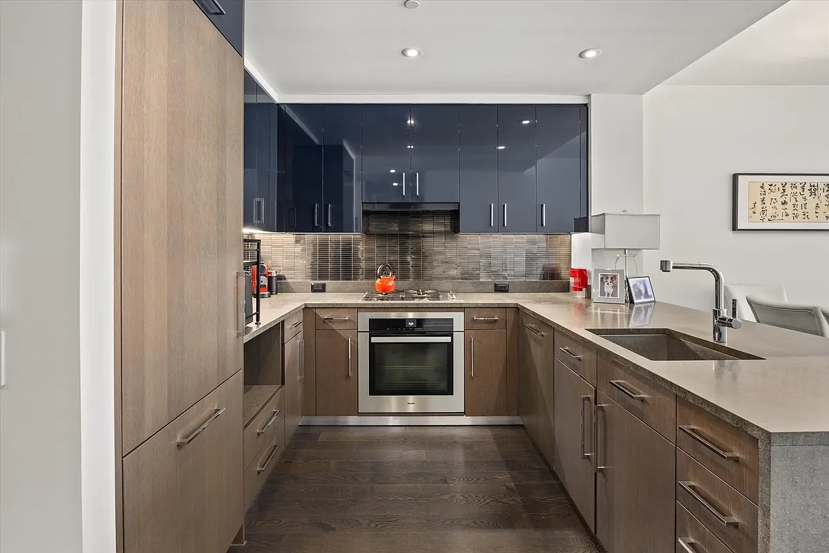 Condo_29.webp