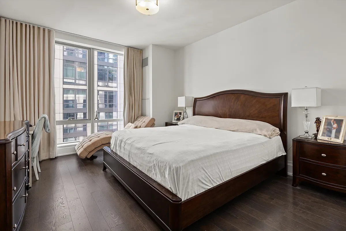 Condo_31.webp
