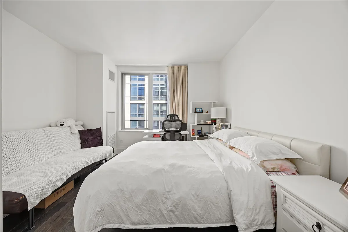 Condo_35.webp