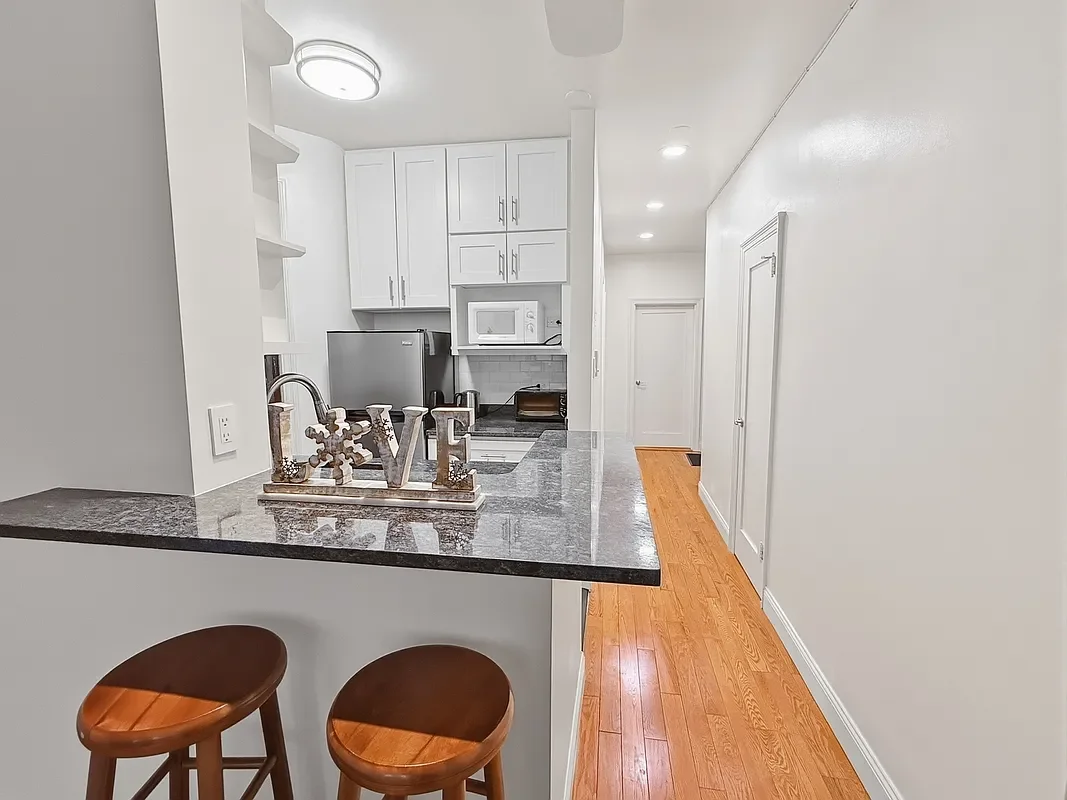 121 E 88 Street_8.webp