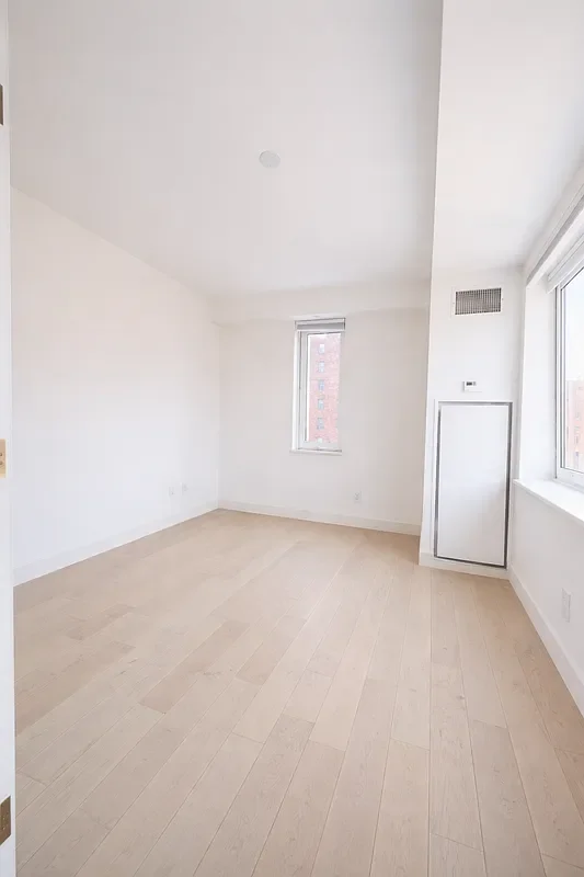 1399 Park Ave #6G_6.webp