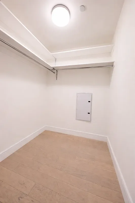 1399 Park Ave #6G_7.webp
