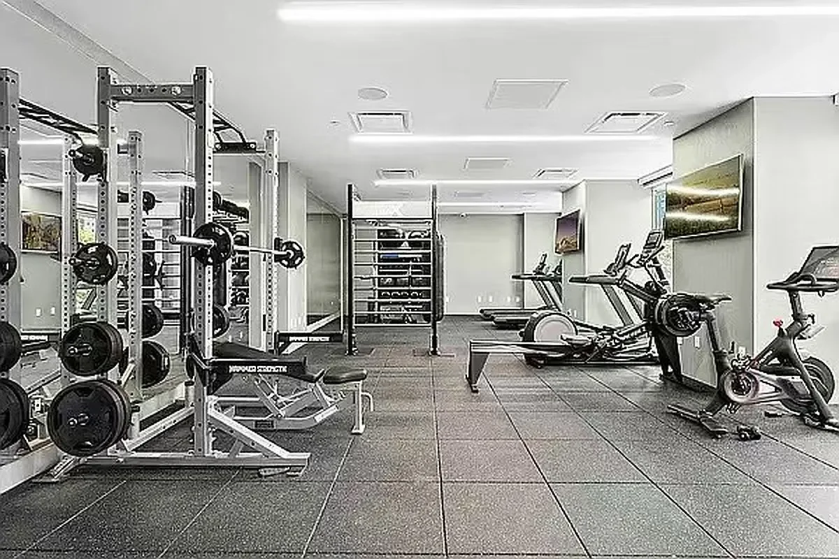 1399 Park Ave #6G_11.webp