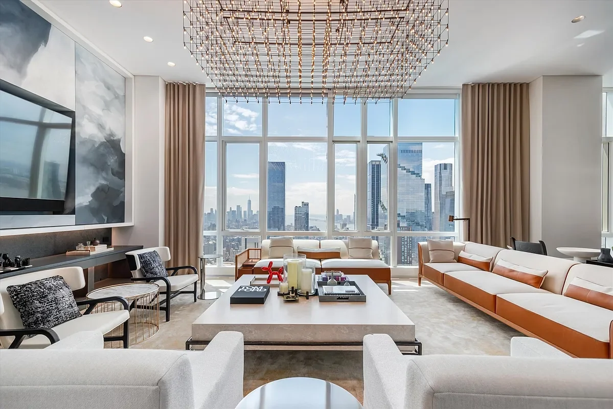 460 W 42 St_1.webp