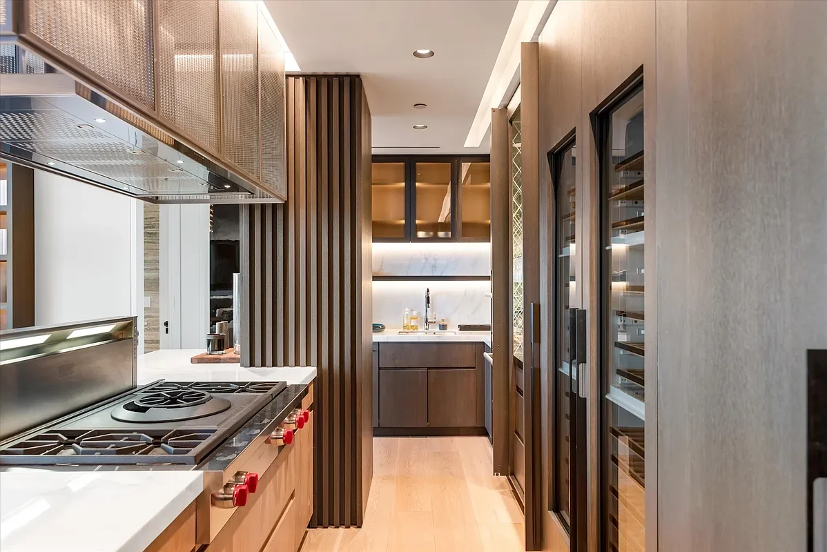 460 W 42 St_7.webp