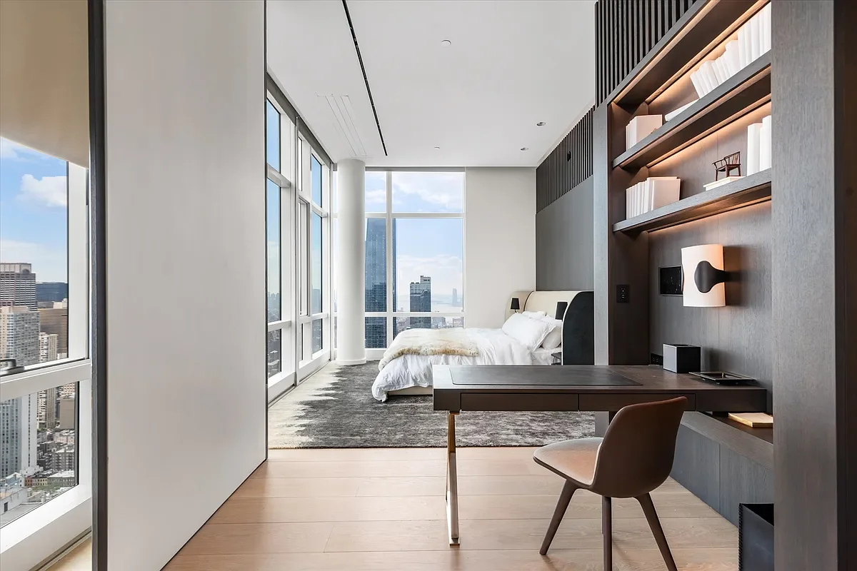 460 W 42 St_11.webp