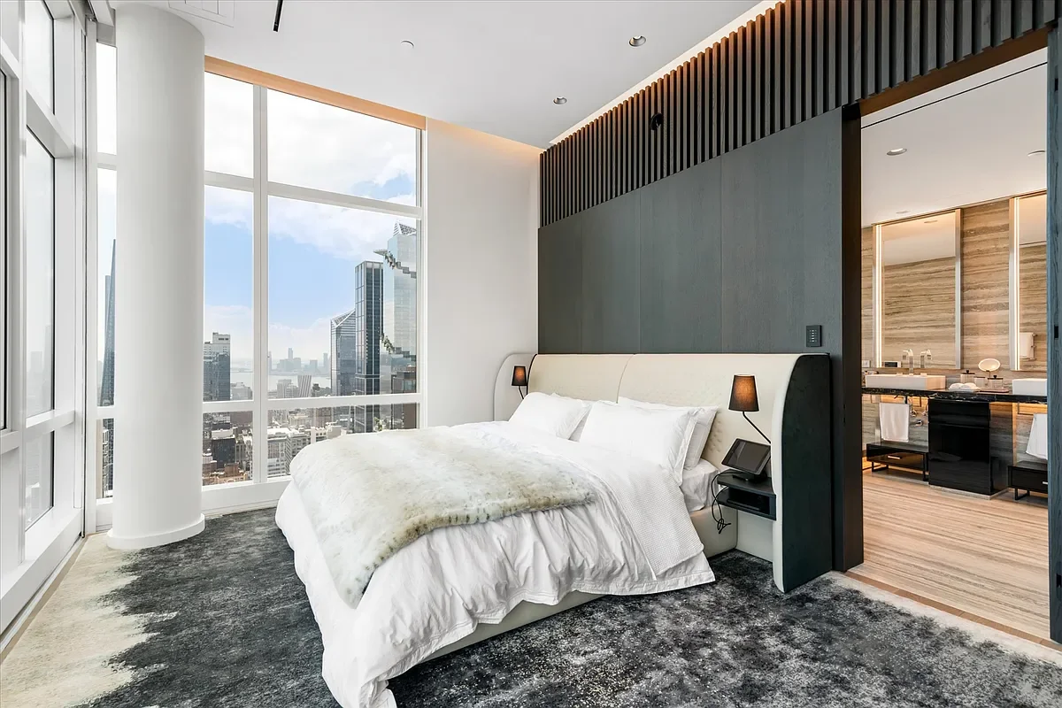 460 W 42 St_14.webp