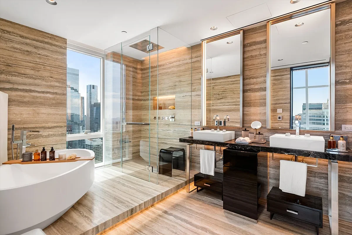460 W 42 St_15.webp