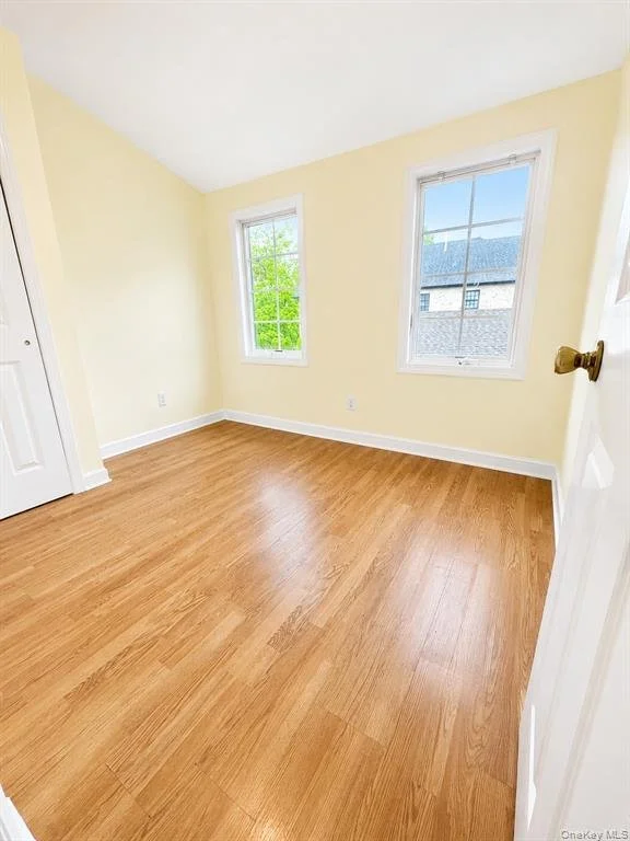60 Jackson Ave #2_6.jpeg