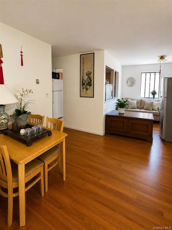 58-31 136th Street_17.jpeg