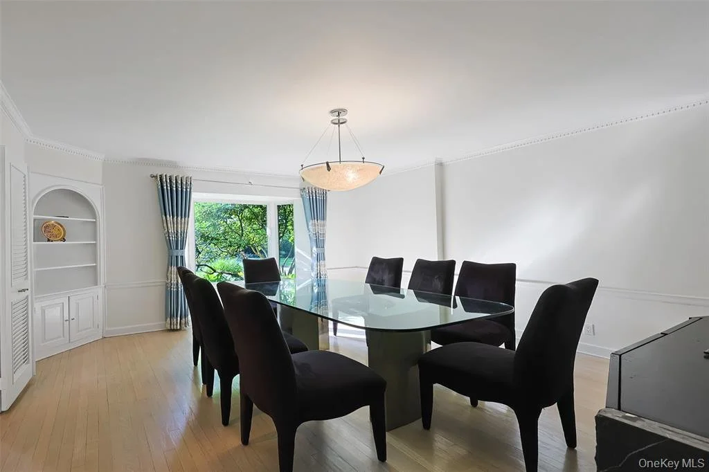 2WWoodsRoad_8.jpeg