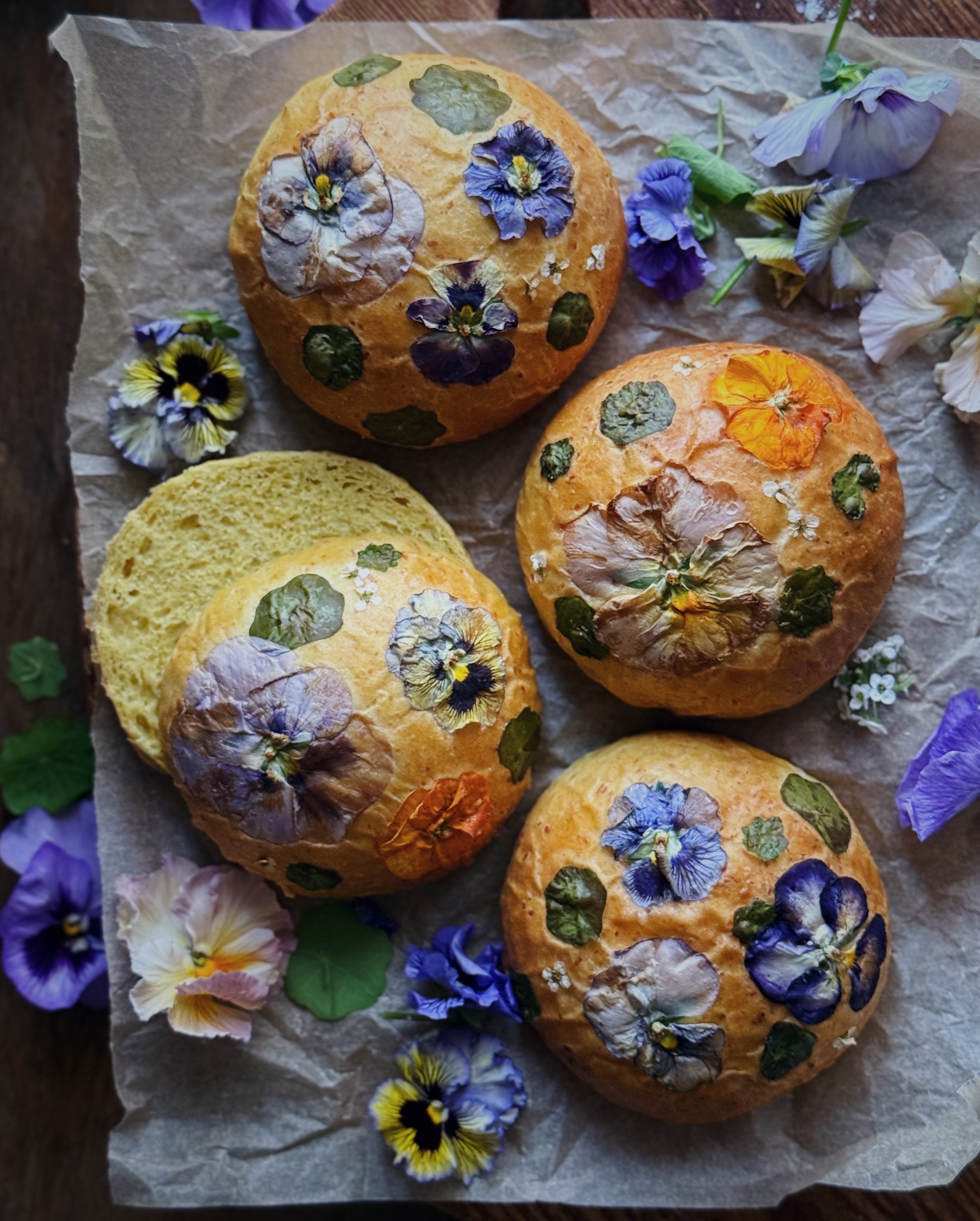 Recipe: Cheesy Curry Burger Buns (Small Batch)