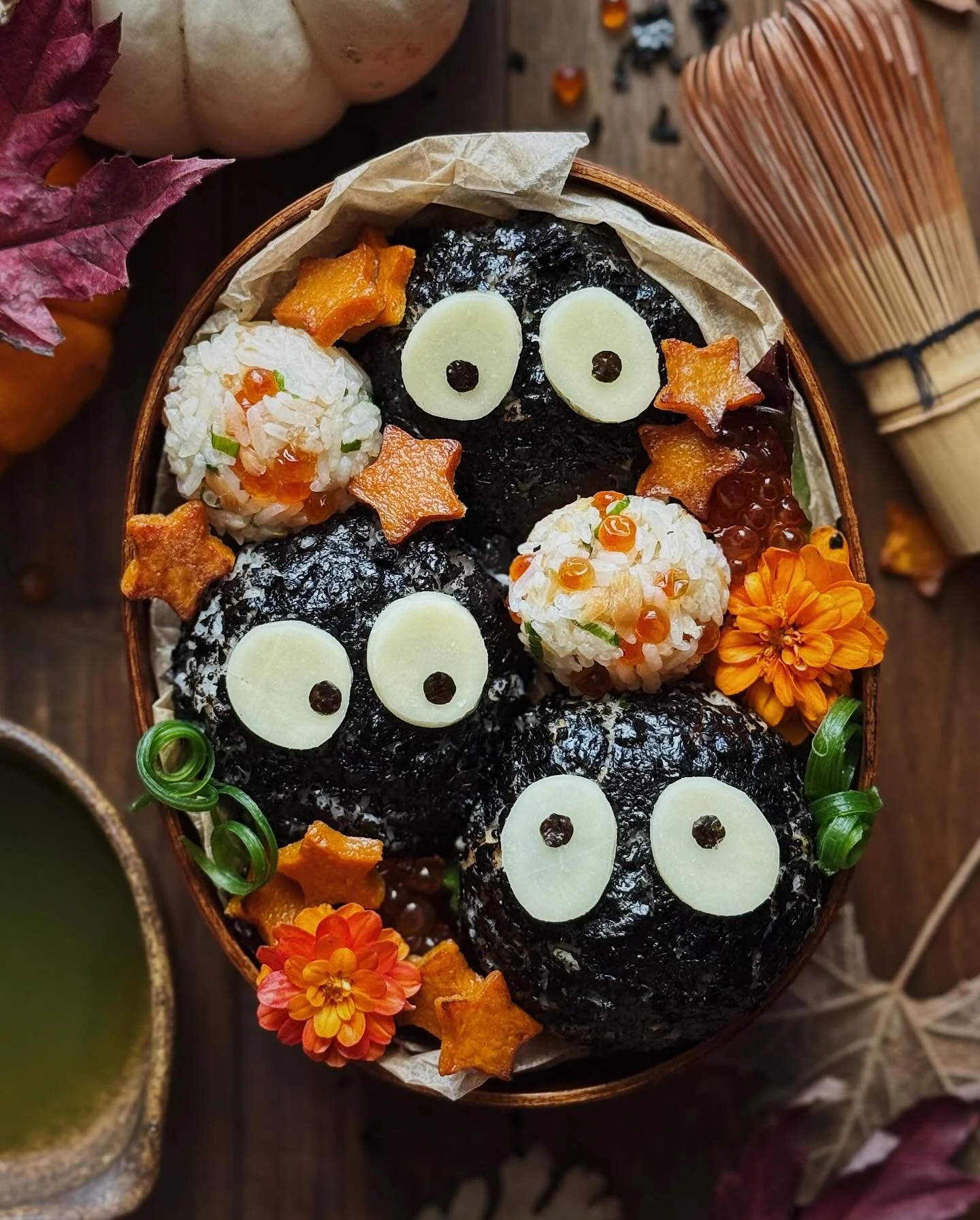 Soot sprite bento inspired by &ldquo;Spirited Away&rdquo;.⁣
⁣
I am not much of a Halloween person but I do like spooky movies and one of my favorite movies about the spirit world is Studio Ghibli and Hayao Miyazaki&rsquo;s &ldquo;Spirited Away&rdquo;