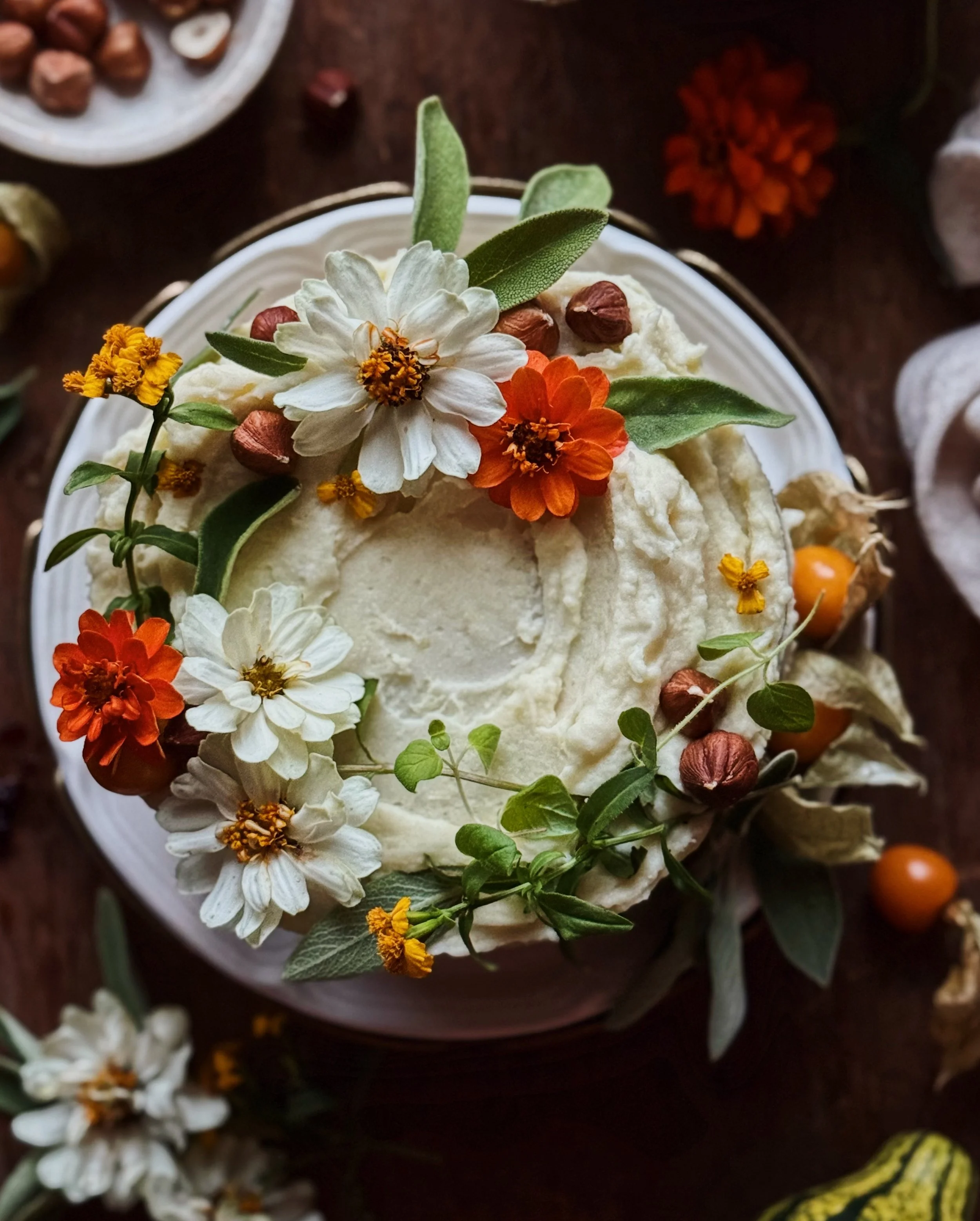 Recipe: Thanksgiving Leftovers Cake with Stuffing-Flavored Cornbread