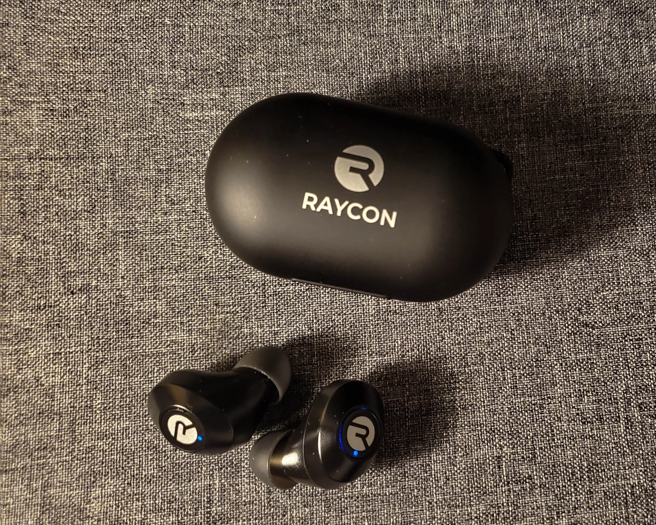 review Raycon E55 Wireless Earbuds, are they worth the hype? — Hashtag