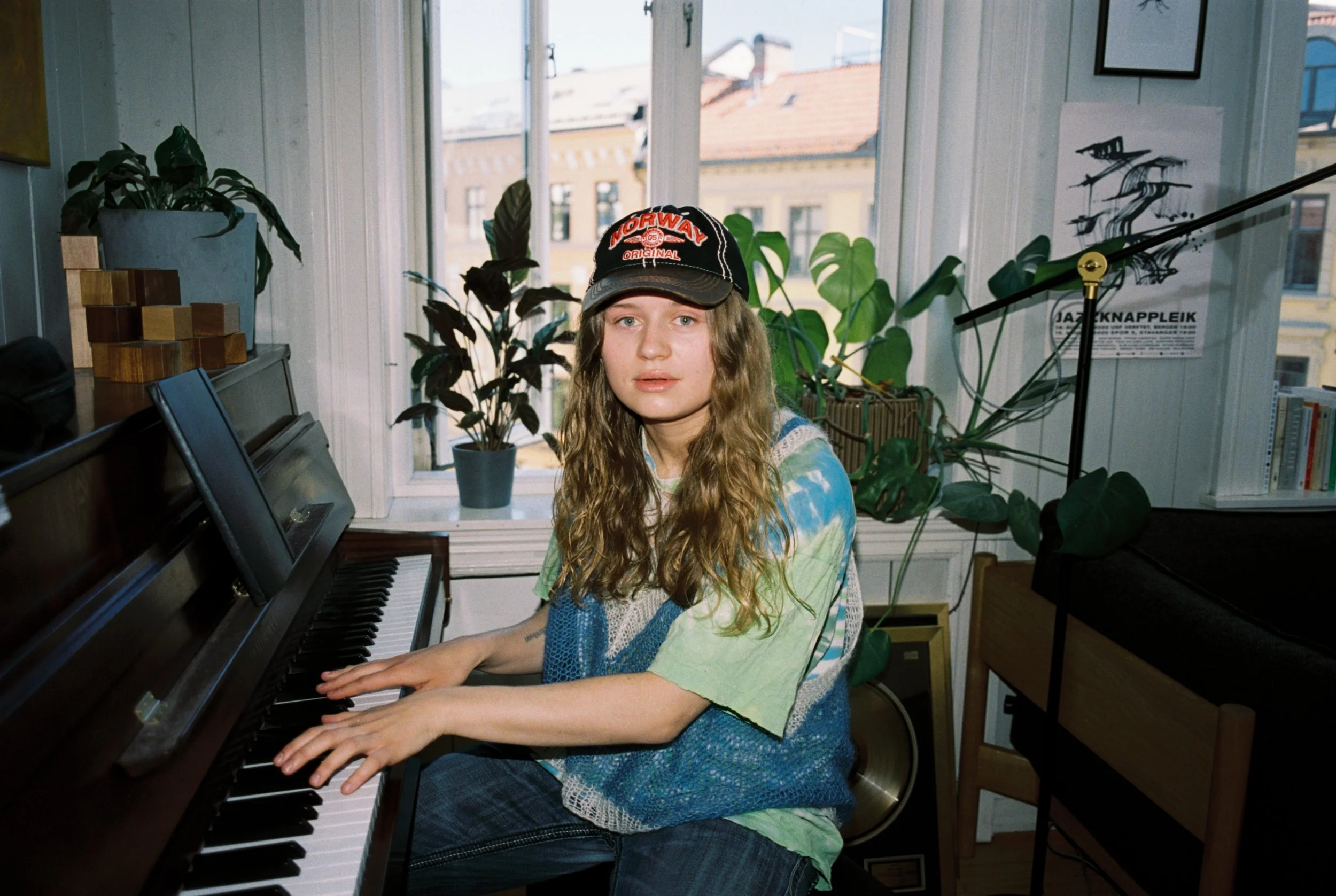 I'll Call You Mine music video is out now! Come watch Girl In Red with us