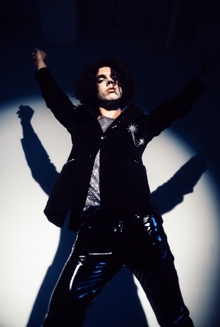 MICKY JAMES Releases New Single 