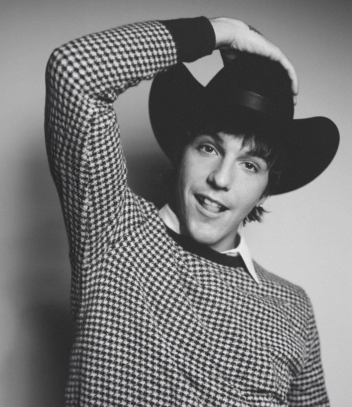 ROLE MODEL SHARES MUSIC VIDEO FOR “LOOK AT THAT WOMAN” — Hashtag Magazine