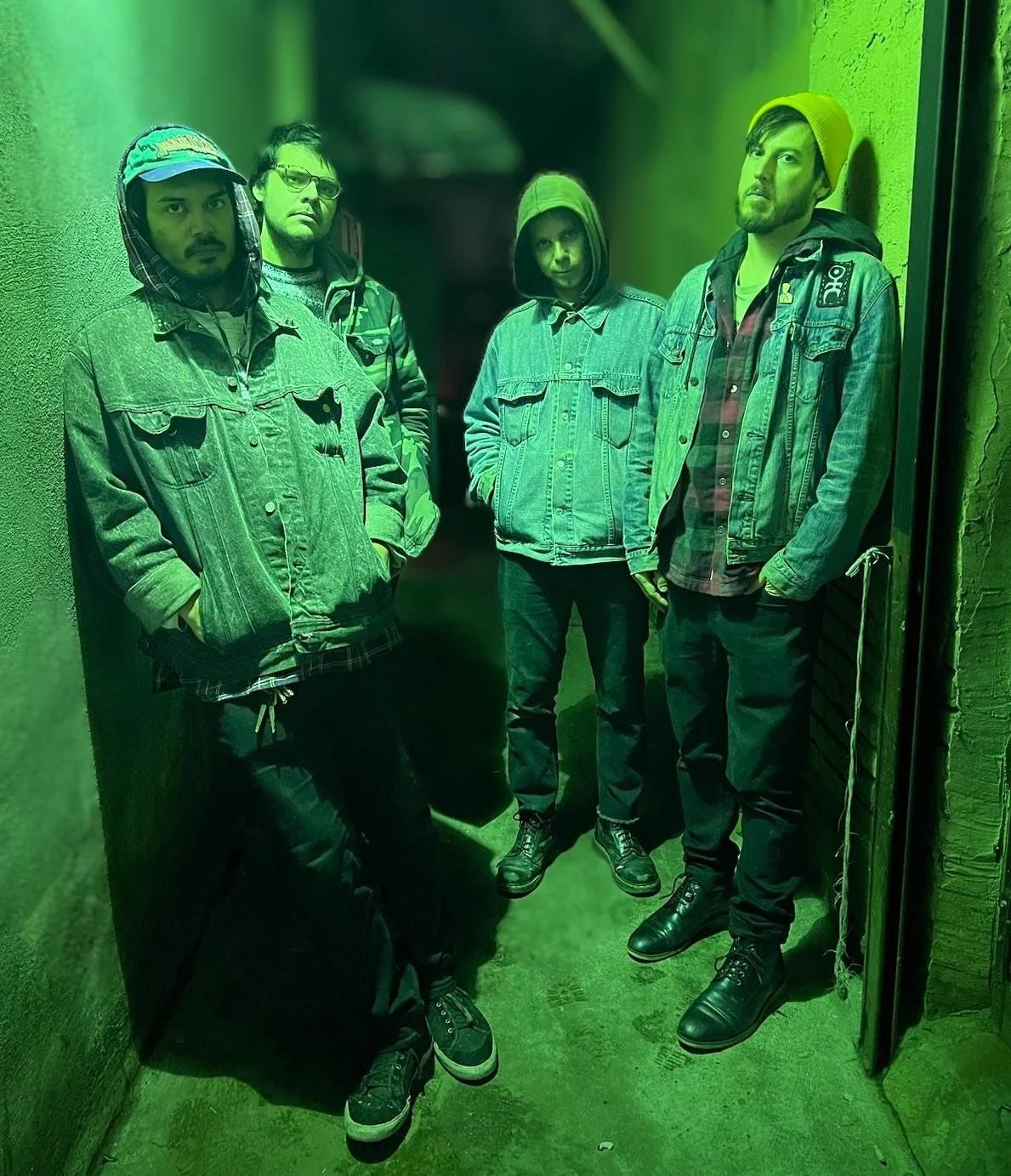 Philly cult favorites Nyxy Nyx share towering new single "ashtray"