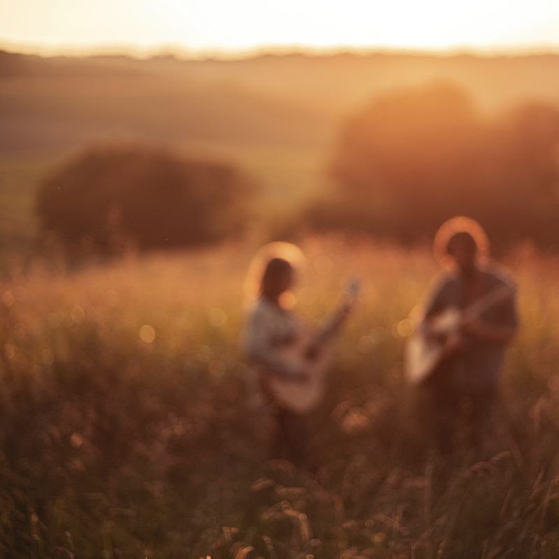 Tyler Ramsey & My Morning Jacket's Carl Broemel share new acoustic/instrumental song "In The Willows"