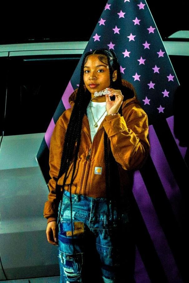 STAR BANDZ UNLEASHES NEW SINGLE AND VIDEO "2 GRAVY" OUT NOW