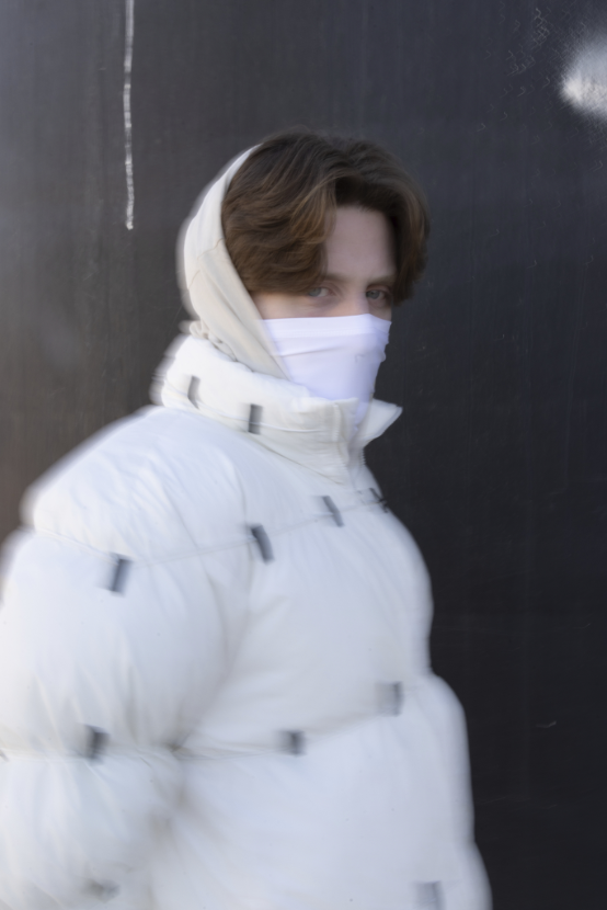 Aaron Hibell Releases New Single "nocturnal" and Announces Debut Album Titled ‘SYNCHRONICITY’