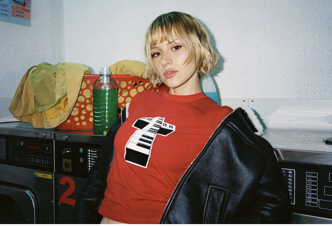 ANGÈLE RETURNS RELEASES “WHAT YOU WANT” WITH JUSTICE