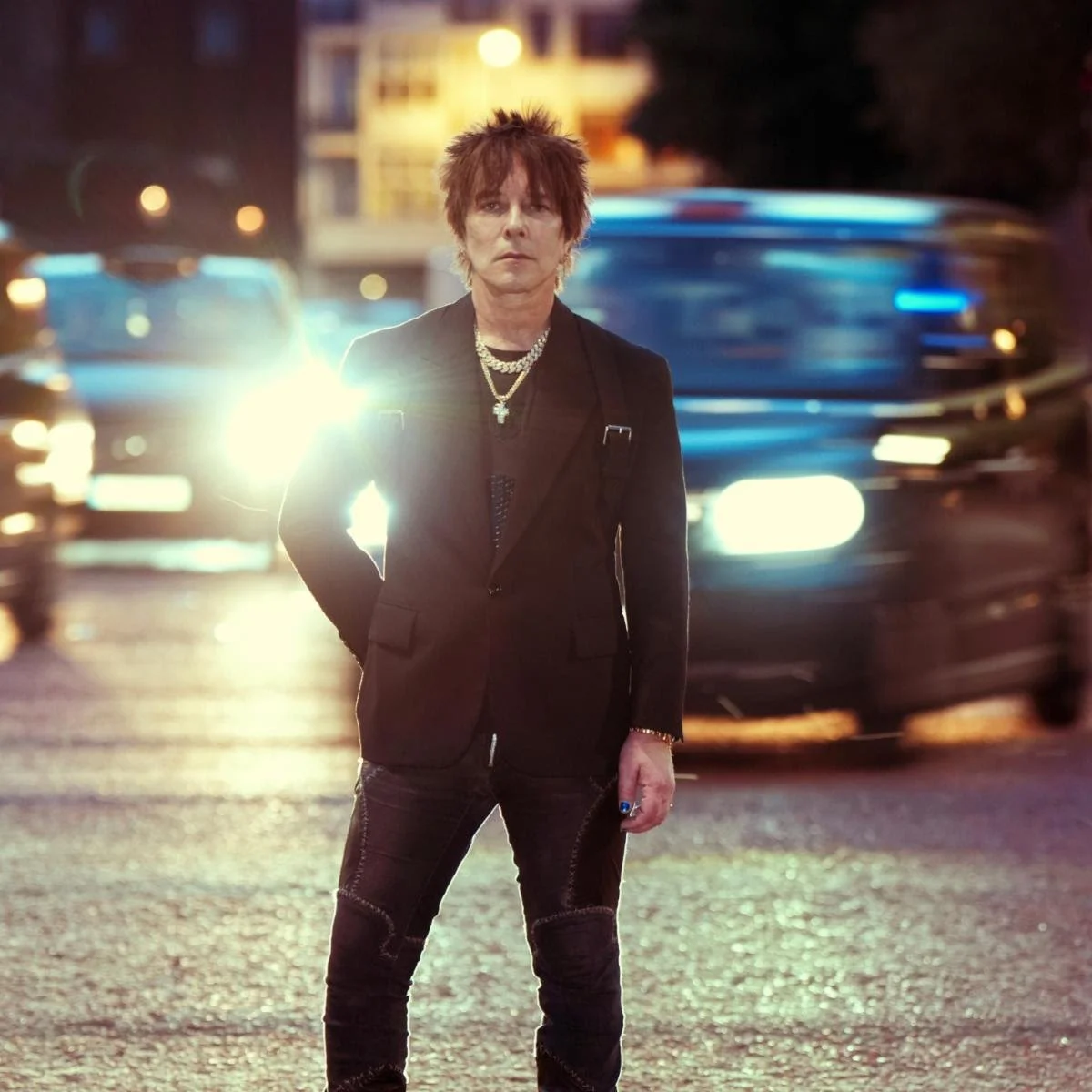 BILLY MORRISON Debuts Video For New Single “Becoming”