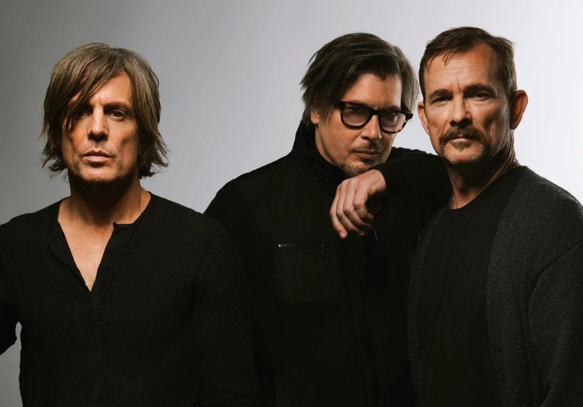 Hayley Williams ft. on FAILURE's New Single "The Rising Skyline"